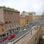 Merulana 4*